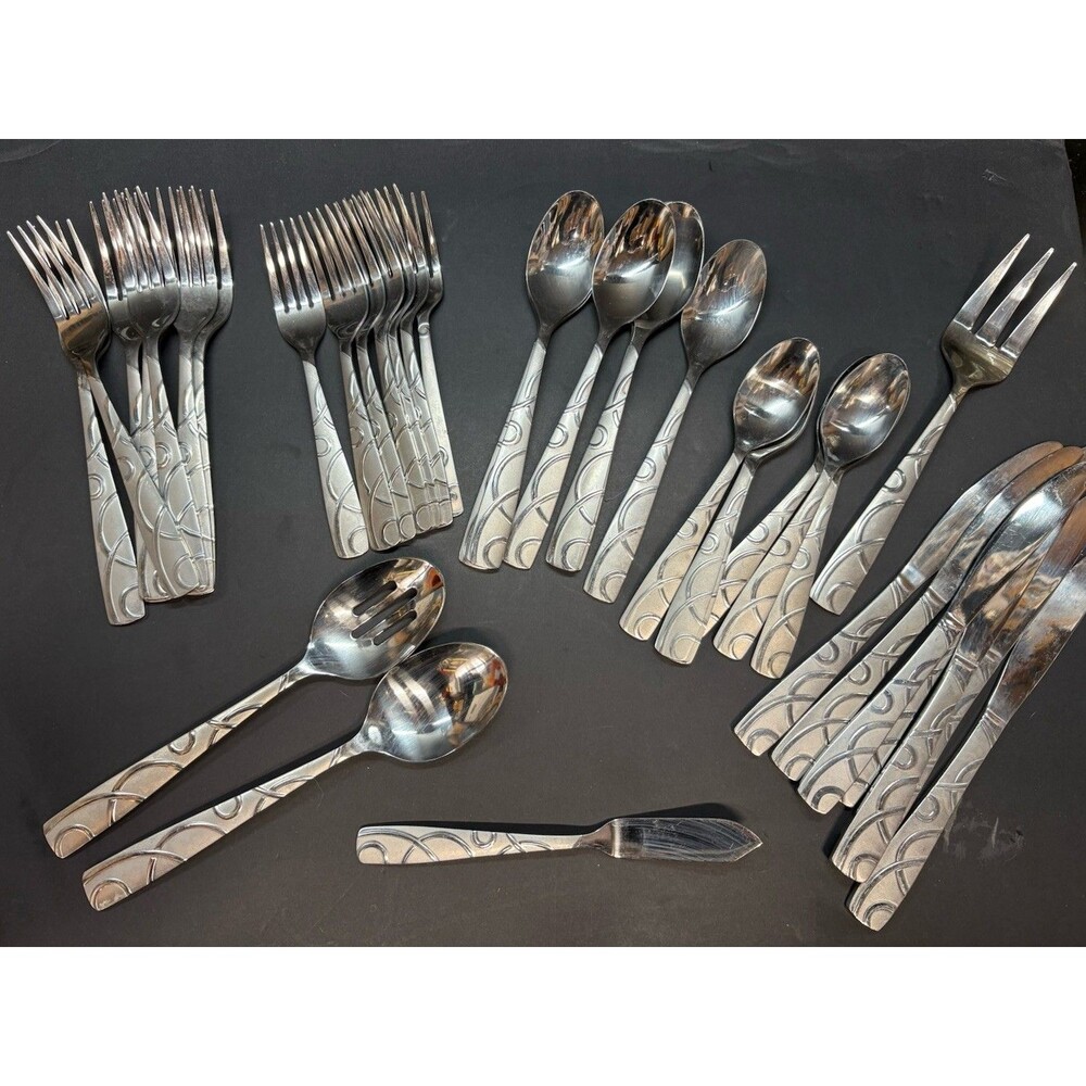 CONQUEST Soup Spoon Serving Fork Dinner Knives Cambridge Stainless Flatware 36pc